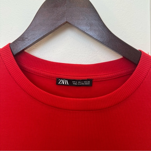 Fitted Red Dress - Picture 2 of 2